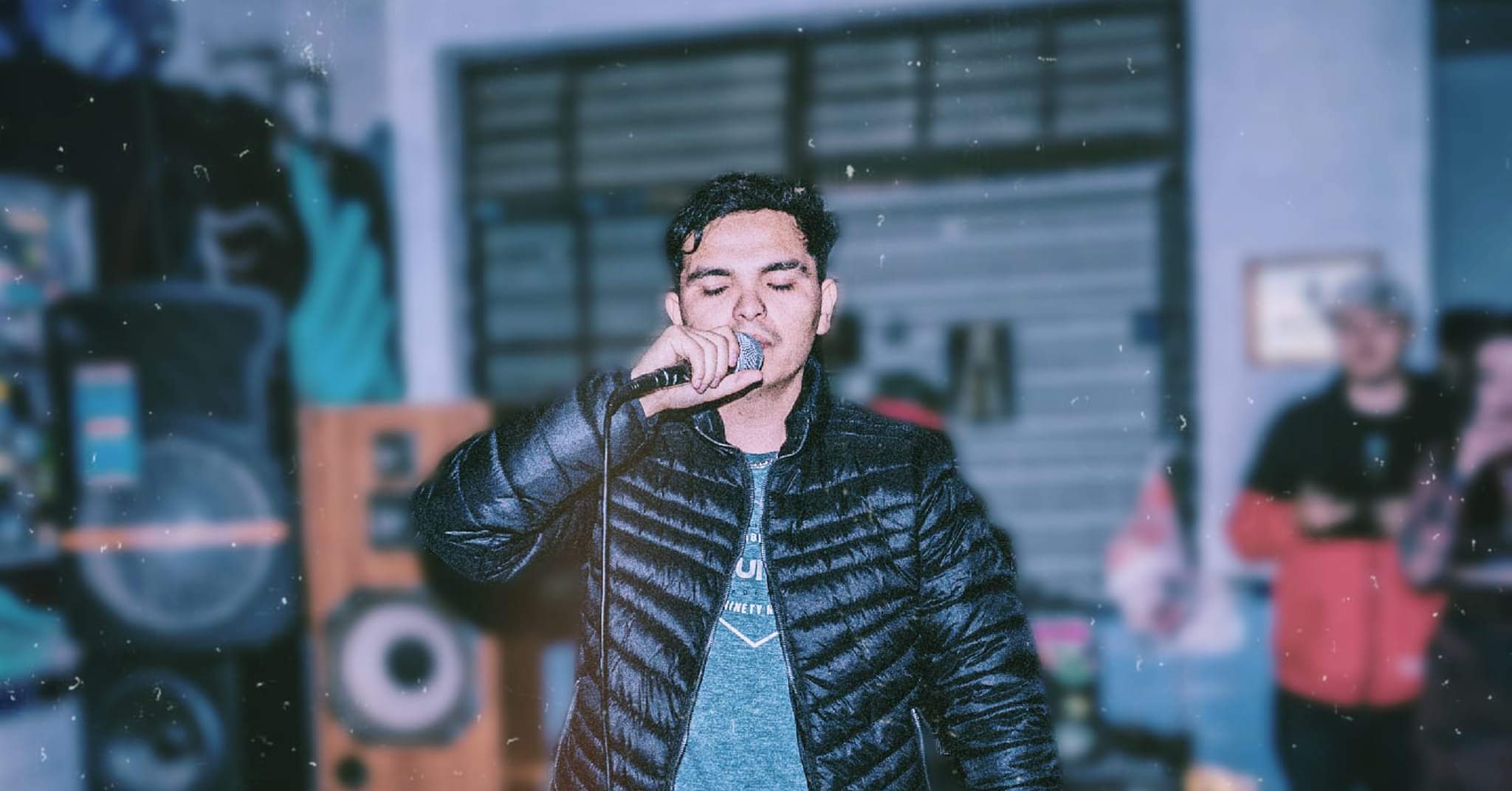 Steal cantando